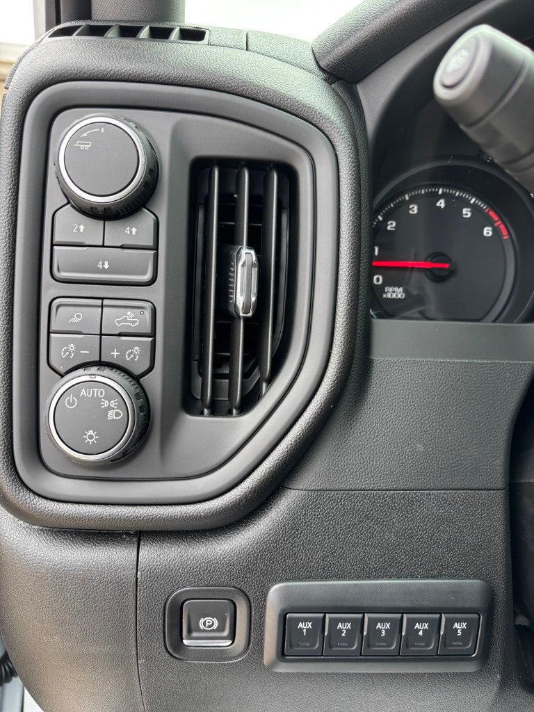 2026 Chevrolet Silverado 3500 HD WT