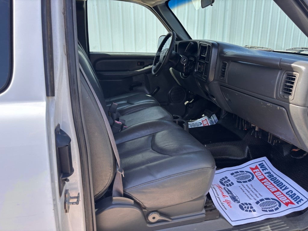 2004 Chevrolet Silverado 2500 HD NA