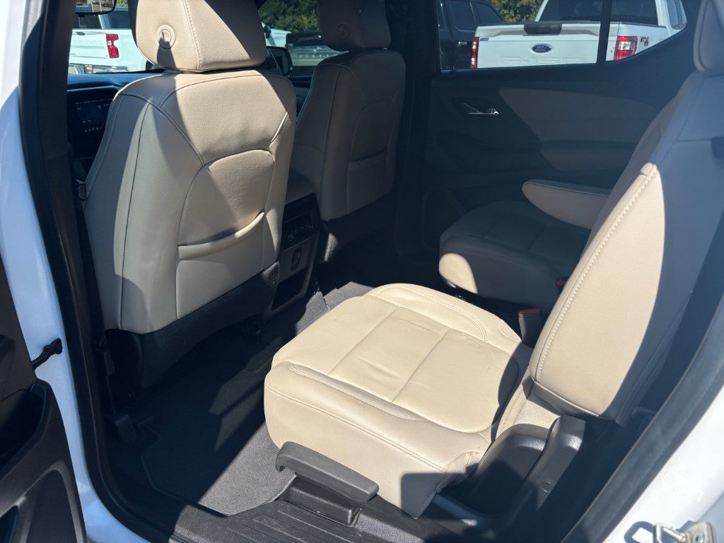 2022 Chevrolet Traverse LT Leather