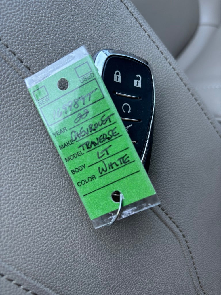 2022 Chevrolet Traverse LT Leather