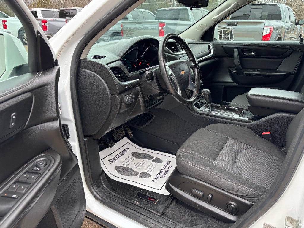 2017 Chevrolet Traverse LT