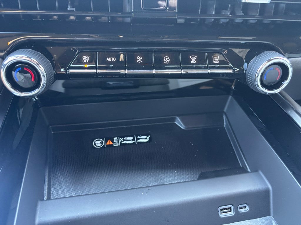 2027 Chevrolet Tahoe LT