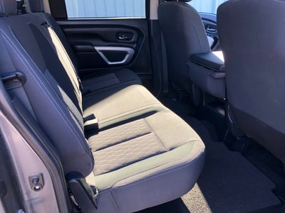 2022 Nissan Titan SV