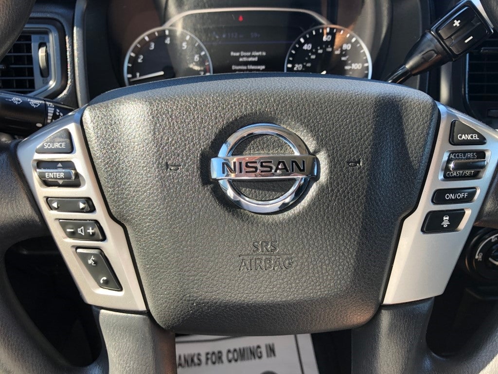2022 Nissan Titan SV