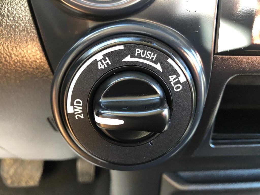 2022 Nissan Titan SV