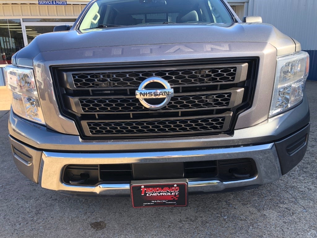 2022 Nissan Titan SV
