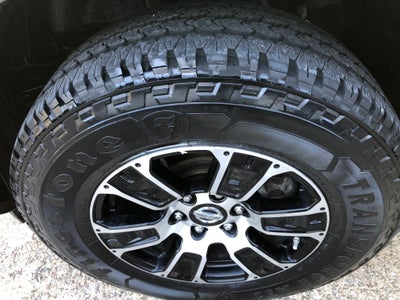 2022 Nissan Titan SV