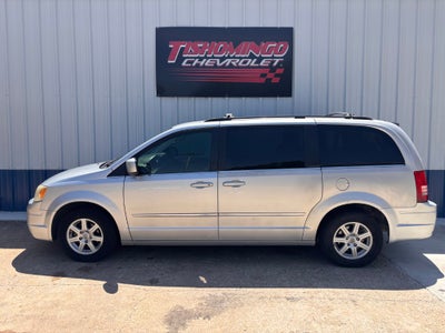 2010 Chrysler Town & Country Touring