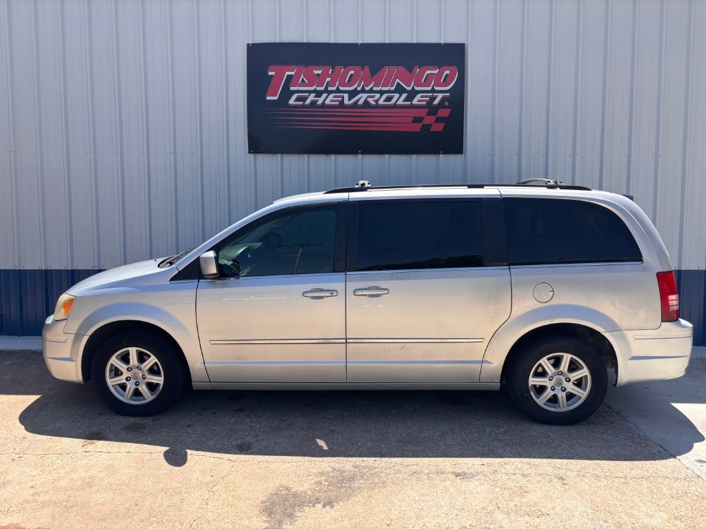 2010 Chrysler Town & Country Touring