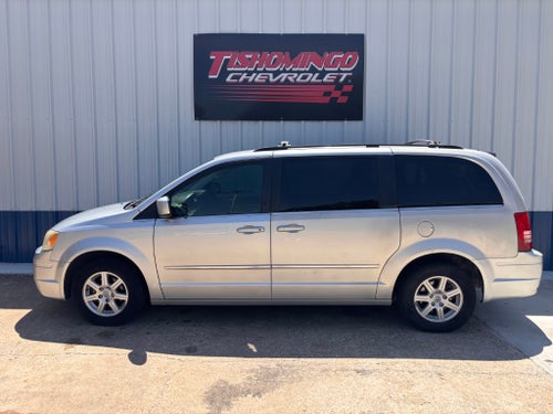 2010 Chrysler Town & Country Touring
