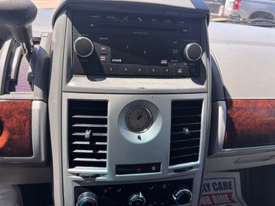 2010 Chrysler Town & Country Touring