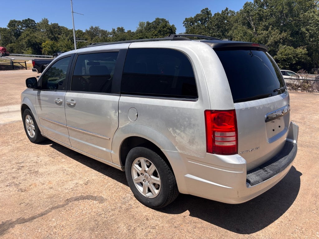 2010 Chrysler Town & Country Touring