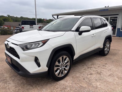 2020 Toyota RAV4 XLE Premium
