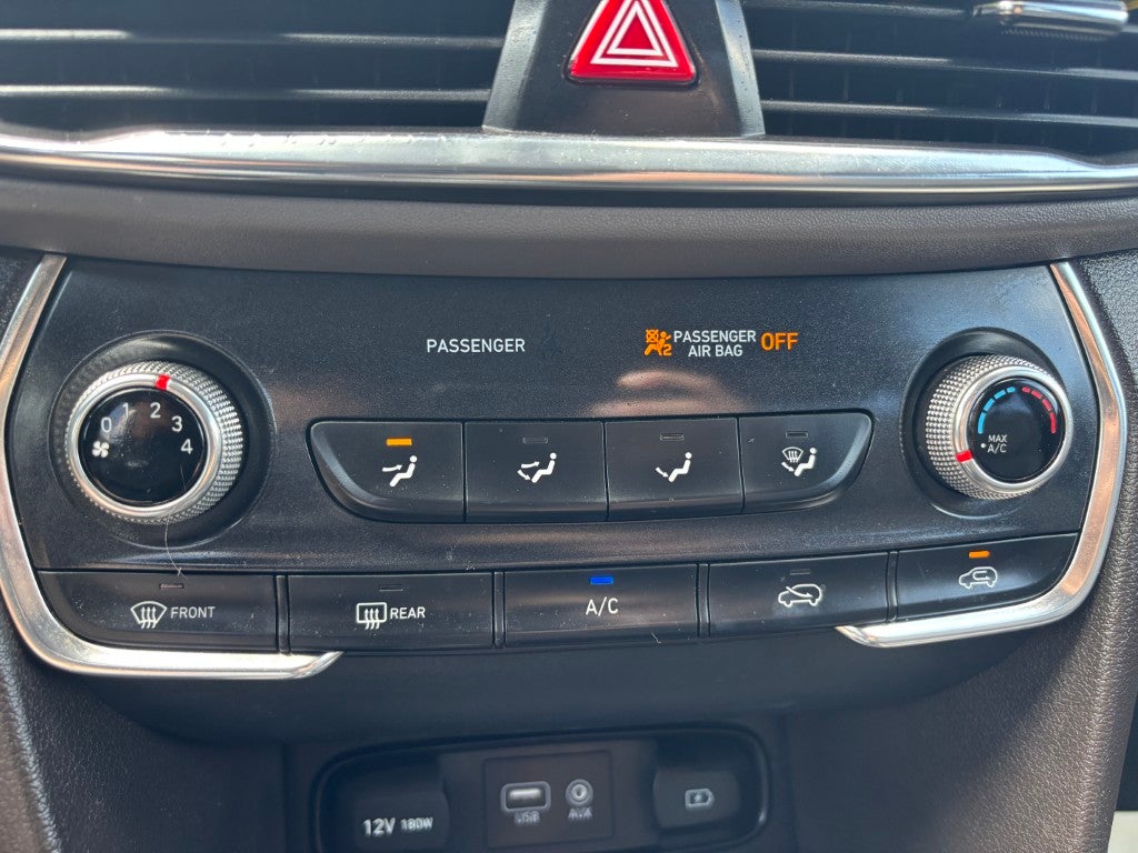 2019 Hyundai Santa Fe SE